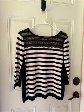 Roz & Ali sweater